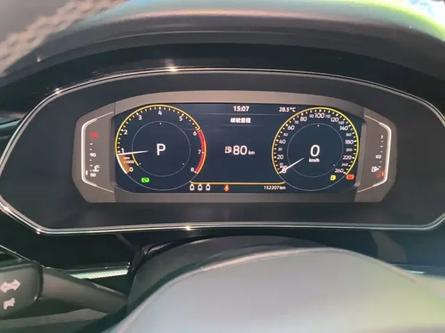 Volkswagen Passat — Фото автомобиля 11