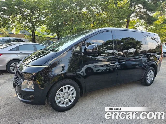 Hyundai Staria Staria Карго 3 места — Фото автомобиля 2