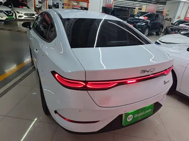 BYD Qin PLUS — Фото автомобиля 4