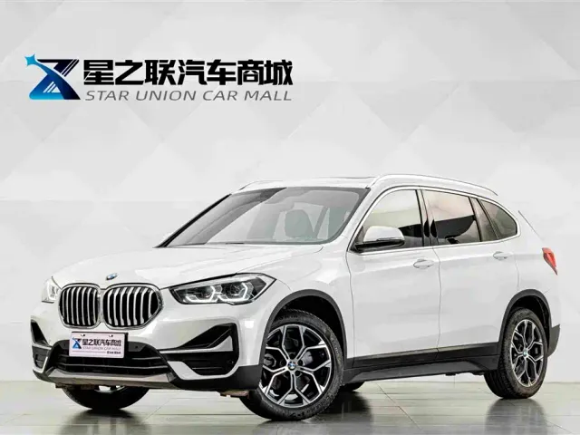 Фотография автомобиля — BMW X1