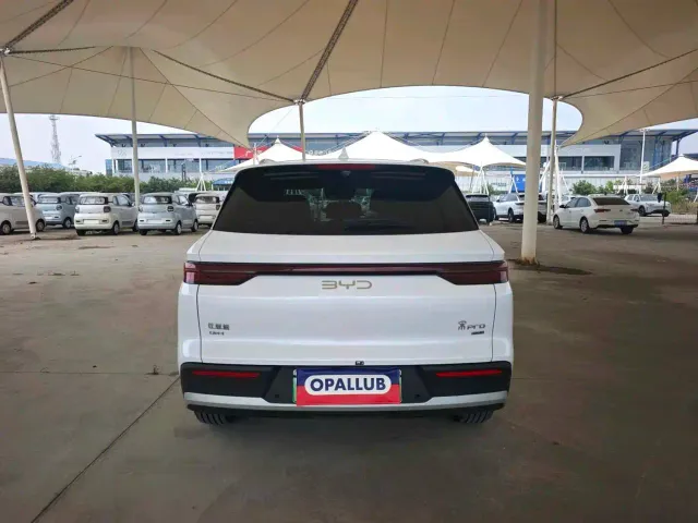 BYD Song Pro — Фото автомобиля 9