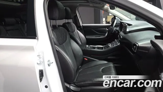 Hyundai Santa Fe Santa Fe (New) — Фото автомобиля 16