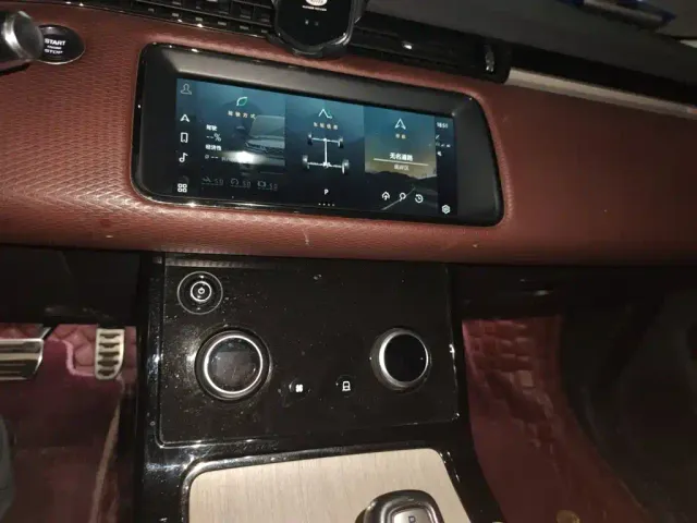 Land Rover Range Rover Evoque — Фото автомобиля 14