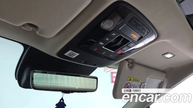 Kia Carnival Generation 4 — Фото автомобиля 25