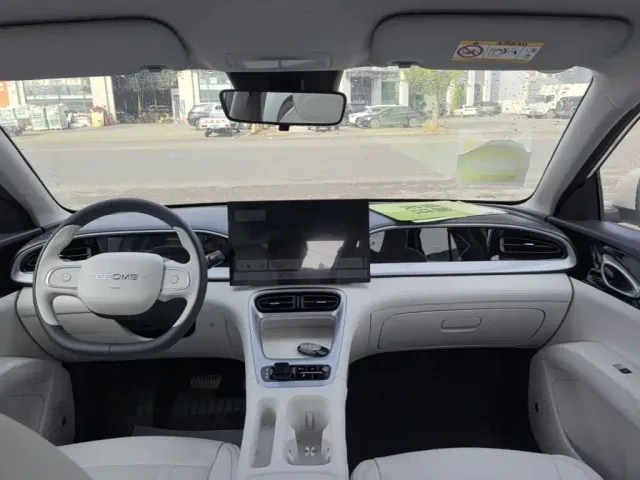 Geely Starry Wish — Фото автомобиля 9