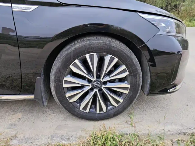 Nissan Teana — Фото автомобиля 6