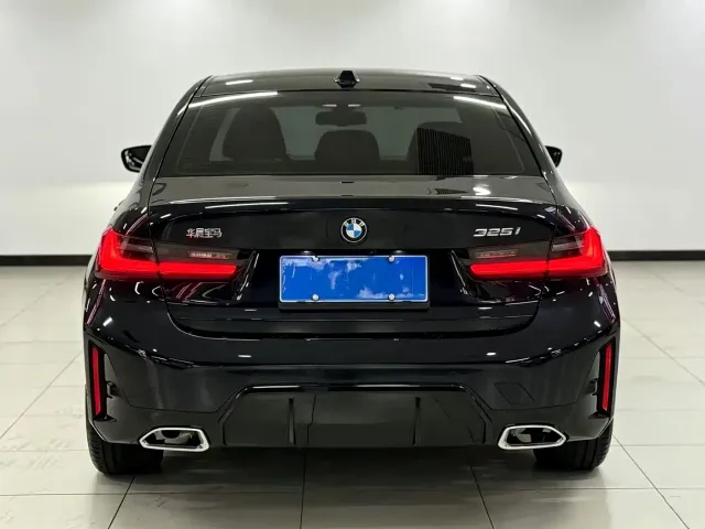 BMW 3 Series — Фото автомобиля 5