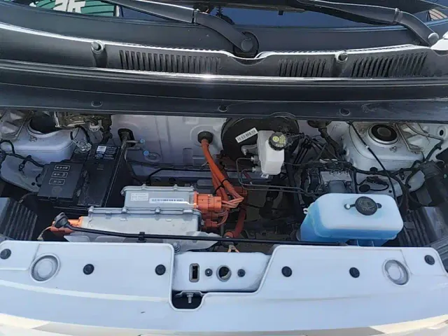 Wuling Zhiguang NEV — Фото автомобиля 19