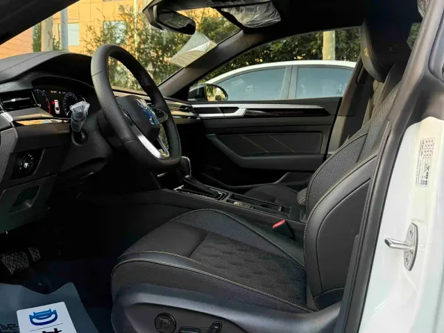 Volkswagen CC — Фото автомобиля 9