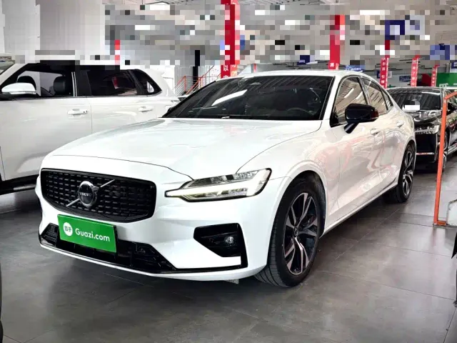 Фотография автомобиля — Volvo S60