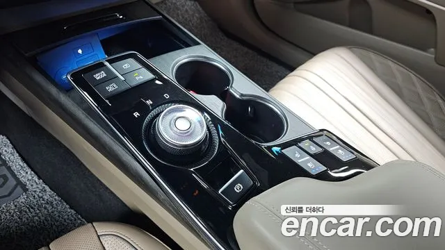 Kia K8 Signature — Фото автомобиля 8