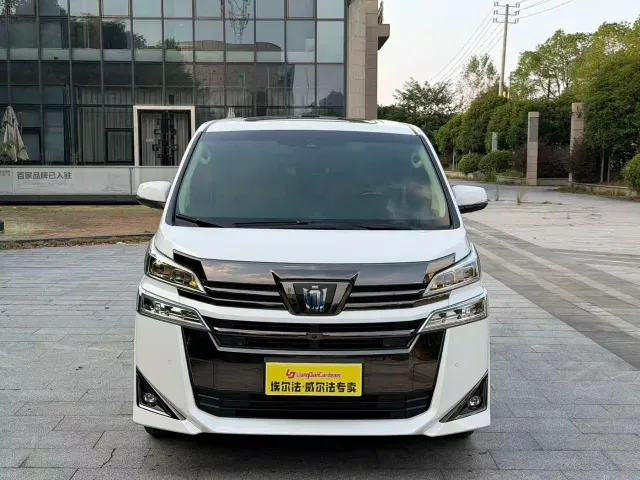 Toyota Vellfire — Фото автомобиля 3