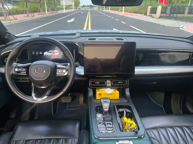 GAC Trumpchi GS8 — Фото автомобиля 6