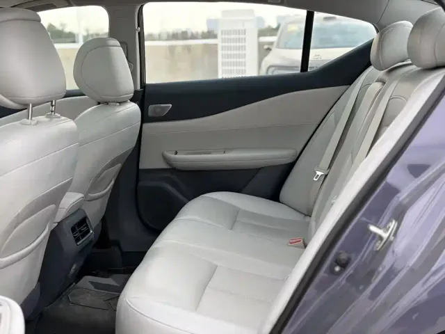 Nissan Teana — Фото автомобиля 13