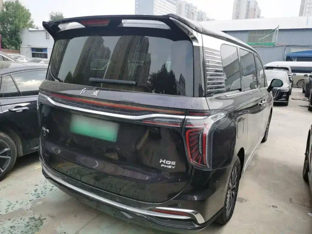 Hongqi HQ9 PHEV — Фото автомобиля 6