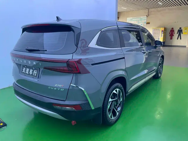Hyundai Custo — Фото автомобиля 21