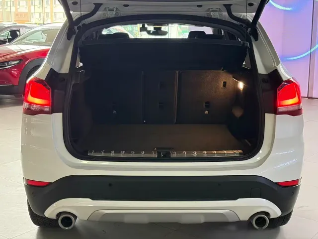 BMW X1 — Фото автомобиля 8