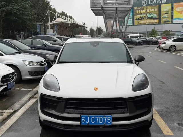 Porsche Macan — Фото автомобиля 2