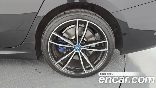 BMW 3 Series G20 — Фото автомобиля 6
