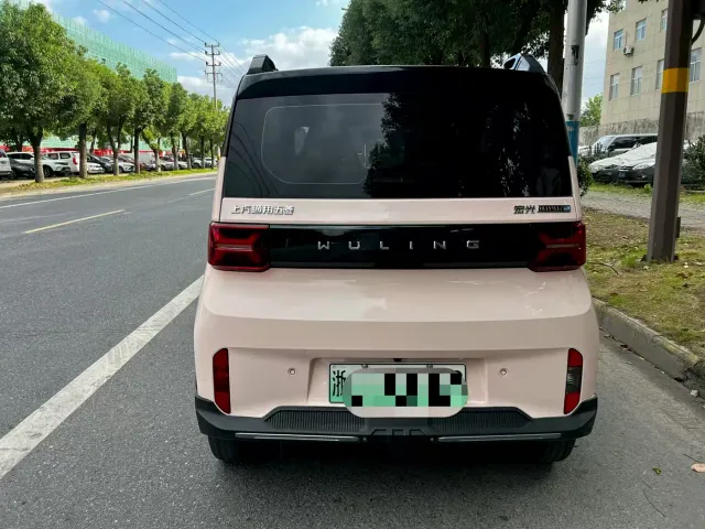 Wuling Hongguang Mini EV — Фото автомобиля 9