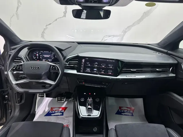 Audi Q5 e-tron — Фото автомобиля 11