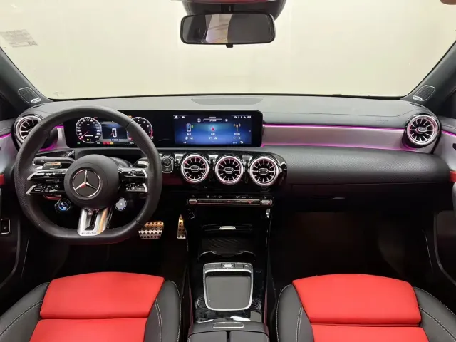 Mercedes-Benz A-Class AMG — Фото автомобиля 11