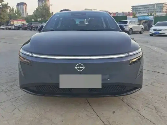 Nissan N7 — Фото автомобиля 2