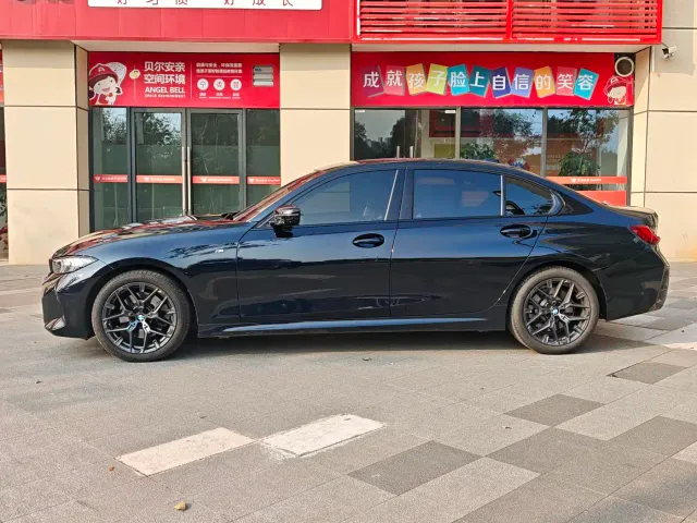 BMW 3 Series — Фото автомобиля 2