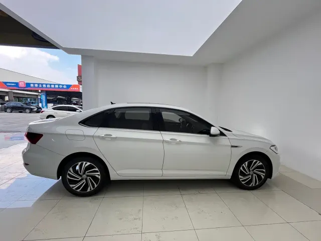 Volkswagen Sagitar — Фото автомобиля 5