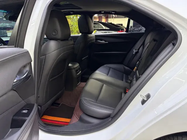 Cadillac CT4 — Фото автомобиля 8