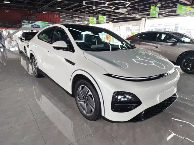 Xpeng G6 — Фото автомобиля 3