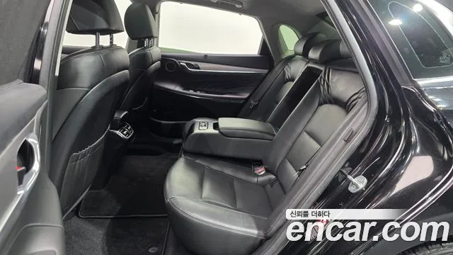 Hyundai Grandeur New — Фото автомобиля 11