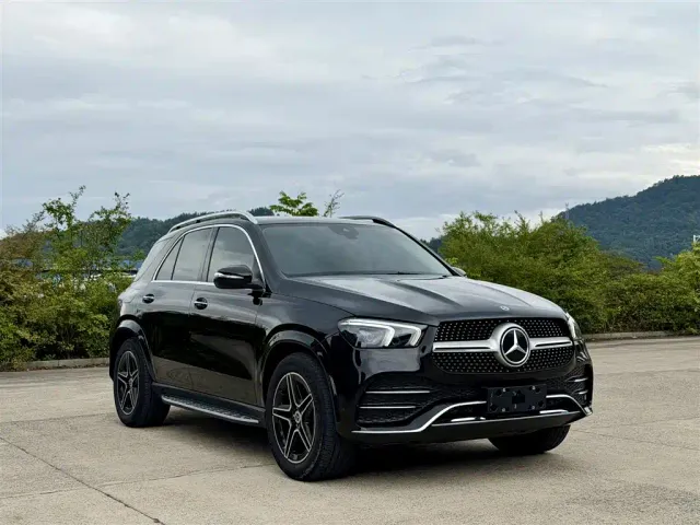 Mercedes-Benz GLE-Class — Фото автомобиля 3
