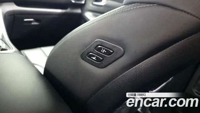 Hyundai Santafe — Фото автомобиля 25