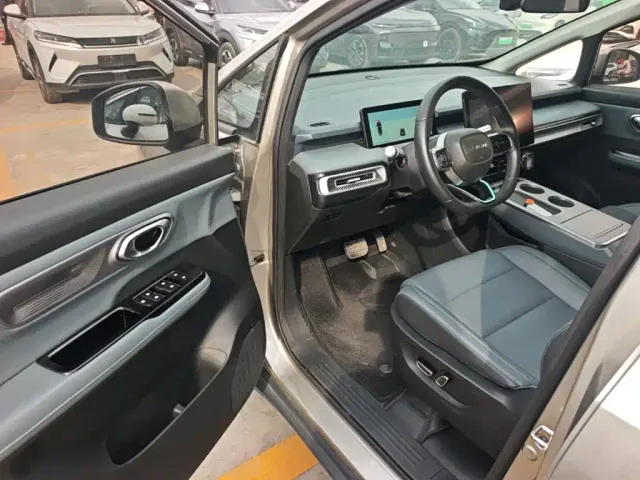 GAC Aion Y — Фото автомобиля 15