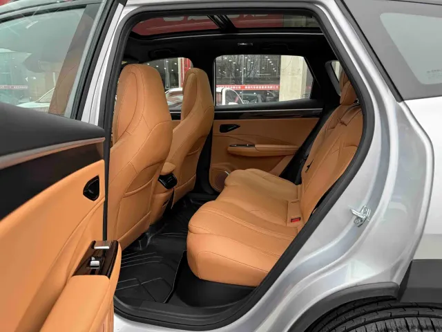 Geely Galaxy L7 — Фото автомобиля 8
