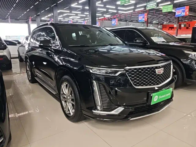 Cadillac XT6 — Фото автомобиля 3