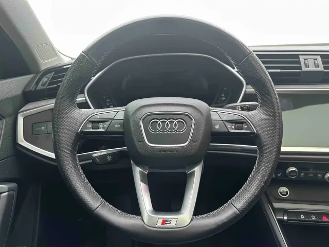 Audi Q3 Sportback — Фото автомобиля 17