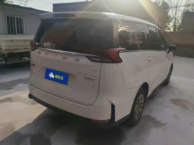 Maxus G50 — Фото автомобиля 3