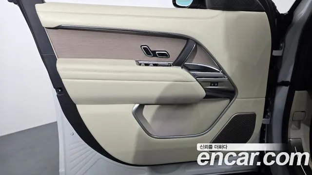 Land Rover Range Rover — Фото автомобиля 23