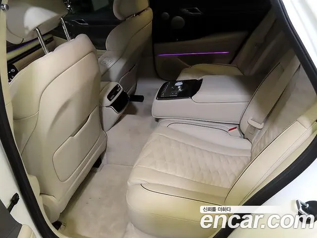 Genesis G80 Бензин 2.5 турбо 2WD — Фото автомобиля 7