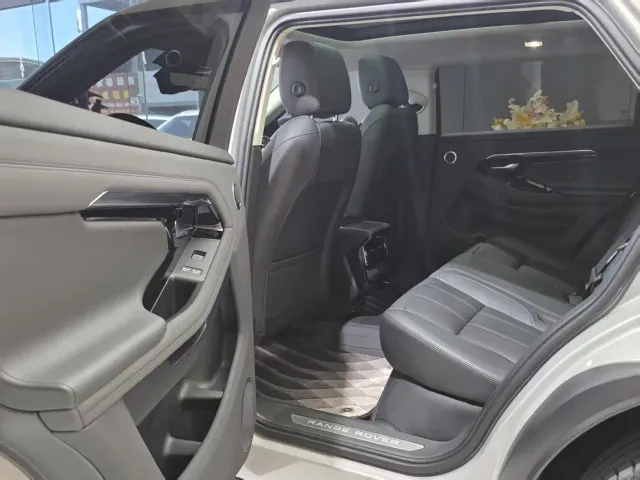 Land Rover Range Rover Evoque — Фото автомобиля 4