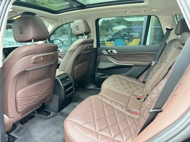 BMW X5 — Фото автомобиля 13