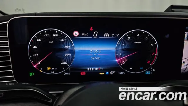 Mercedes-Benz GLE-Class — Фото автомобиля 11