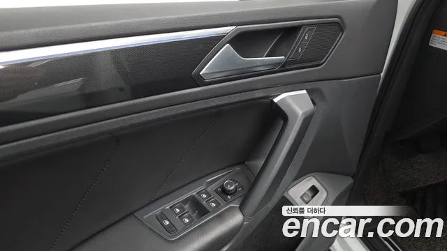 Volkswagen Tiguan Tiguan 2 поколение 2.0 TDI Prestige — Фото автомобиля 27
