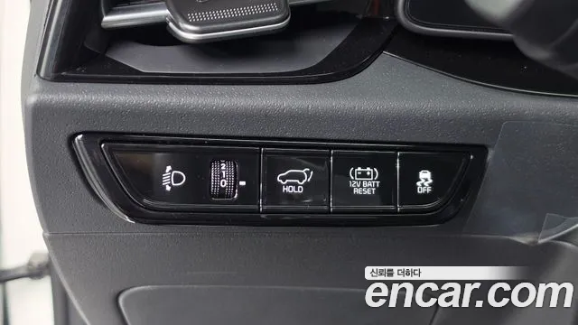 Kia Niro The All New — Фото автомобиля 12