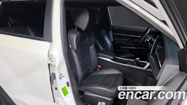 KG_Mobility_Ssangyong Torres Torres Бензин 1.5 2WD — Фото автомобиля 12