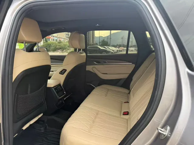 Geely Xingyue L — Фото автомобиля 5
