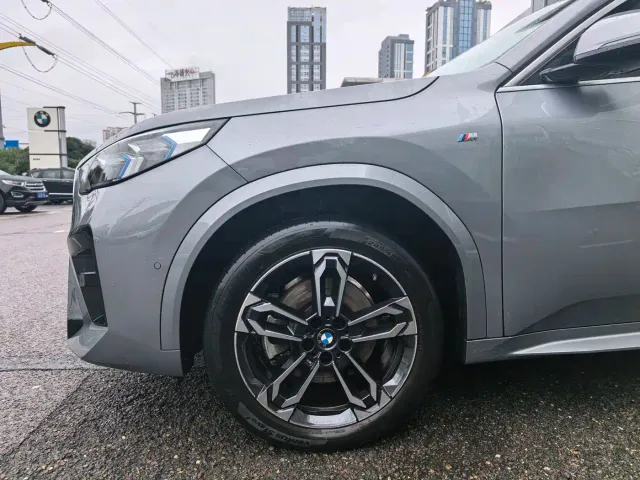 BMW X2 — Фото автомобиля 4