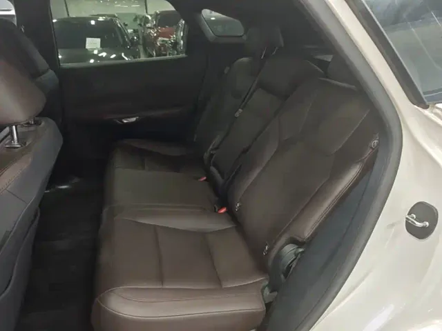 Lexus RX — Фото автомобиля 12